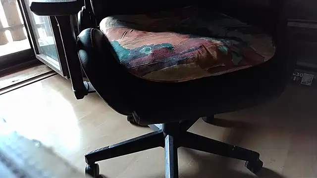 XXX chat uživo modela oldmann08