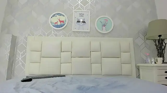 naia_cox's Live XXX Chat