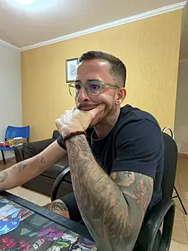 MeladoDiMel's Live XXX Chat