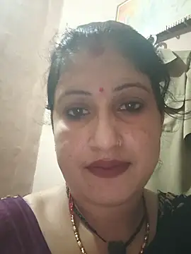 Rayal_bhabi's Live XXX Chat