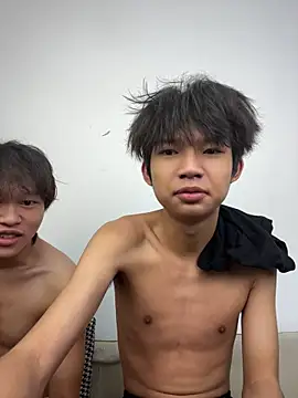 -OvO- 在線直播表演