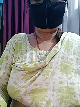 Czat XXX na żywo – Aishwaryaa_69