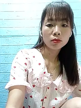 AmyLinee01 现场XXX聊天
