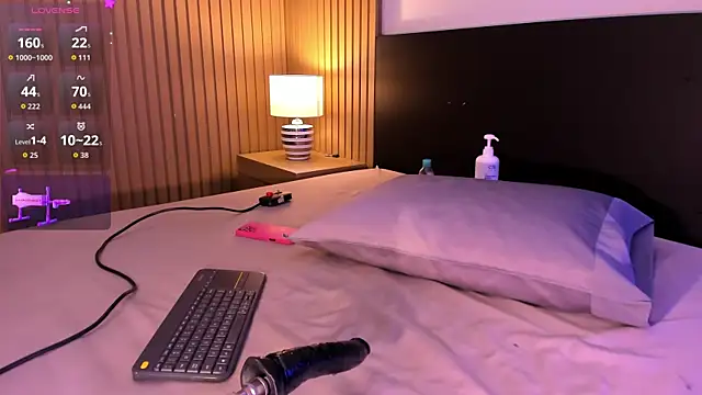 sexy_mich_18 即時 XXX 聊天