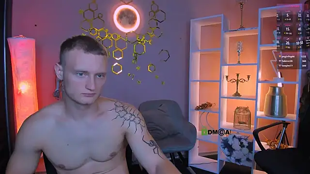 emmanuel_shine élő XXX-chatje