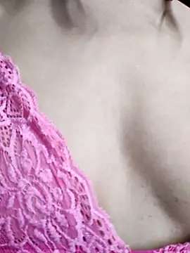 Kiritika_1's Live XXX Chat