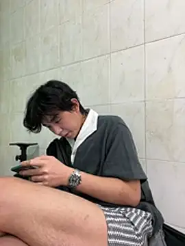 Živý XXX chat titi-999