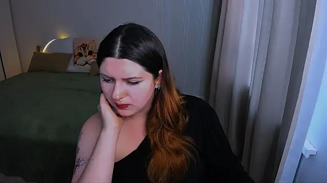 FieryMilena লাইভ XXX চ্যাট