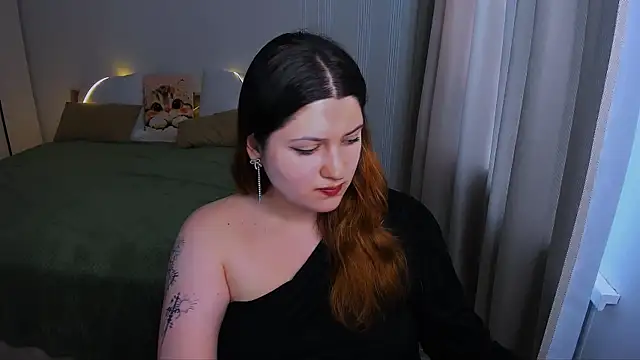 XXX chat uživo modela FieryMilena