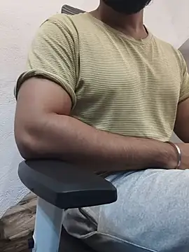 8inch_hunk19's Live XXX Chat