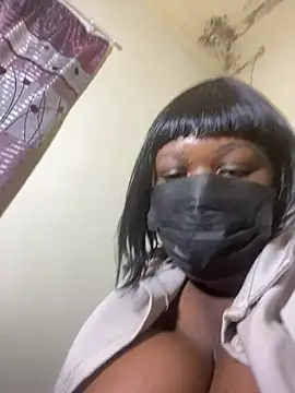 MaskedBootyLicious28 Live XXX-Chat
