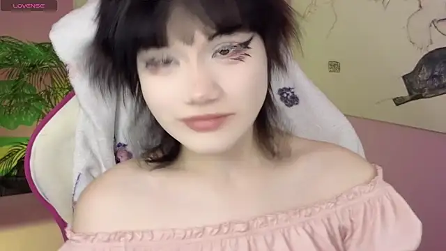 _Arlie_ Adlı Modelin Canlı XXX Sohbeti