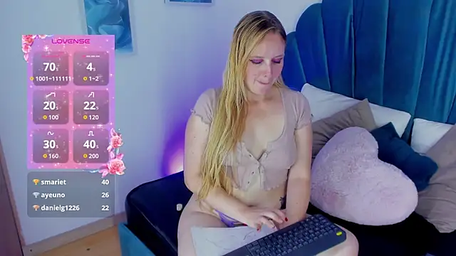 EmilySumer Adlı Modelin Canlı XXX Sohbeti