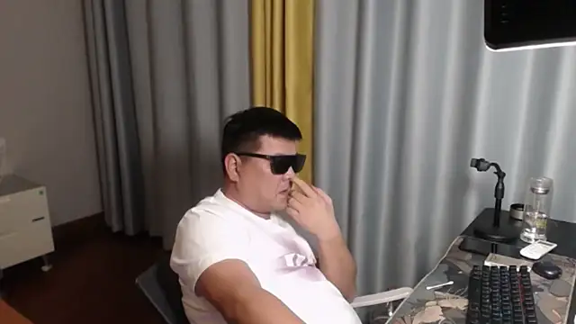 zhang1118 Obrolan Langsung XXX