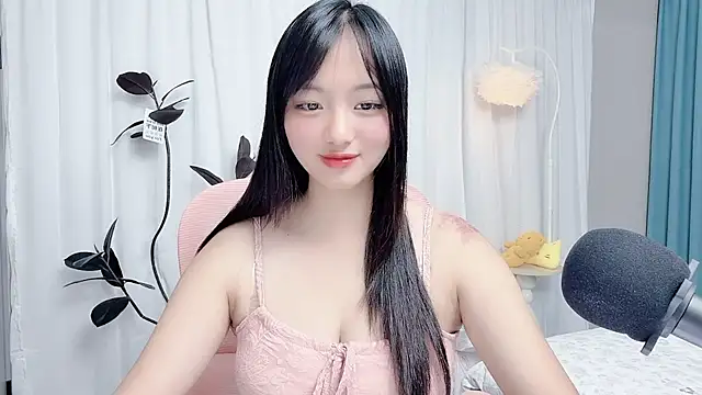 Winnie666999 Chat XXX in diretta