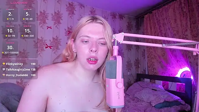 Cutie_BambiのライブXXXチャット