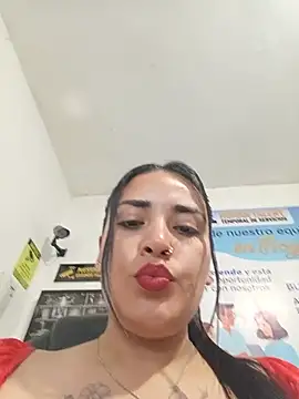 Show de MAYE__13 na webcam