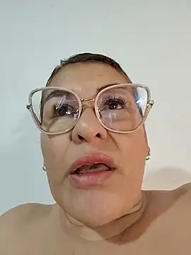 AlexxiaaMat: απευθείας συνομιλία ΧΧΧ