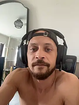 Živý XXX chat MattMiller28