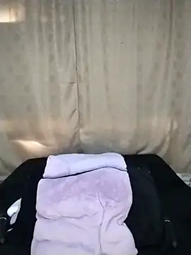 Bicky_25 élő XXX-chatje