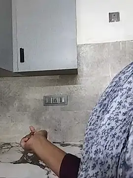 Laxmi_89 即時 XXX 聊天