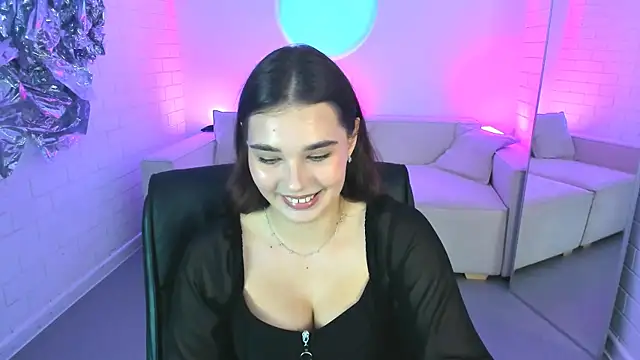 צ'אט XXX בשידור חי של KristinaFairfax