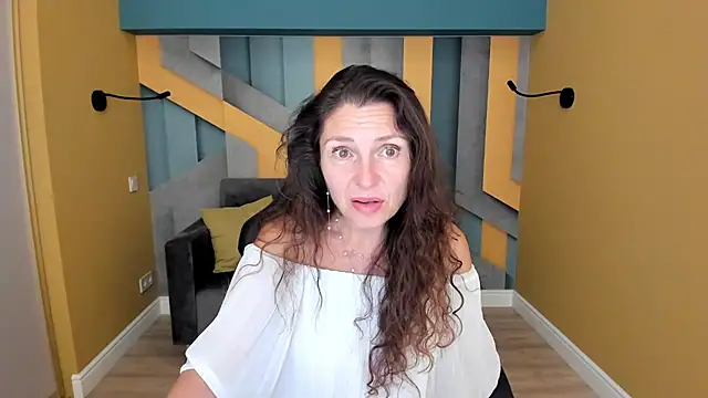 Chatroom XXX en direct de EllaLong