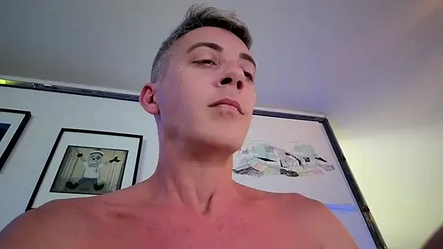 1Hugo1 现场XXX聊天