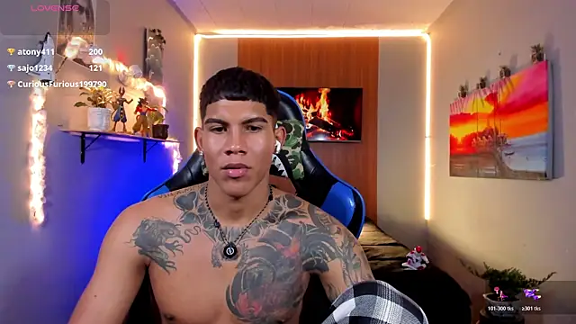Damian_latinxxx's Live XXX Chat