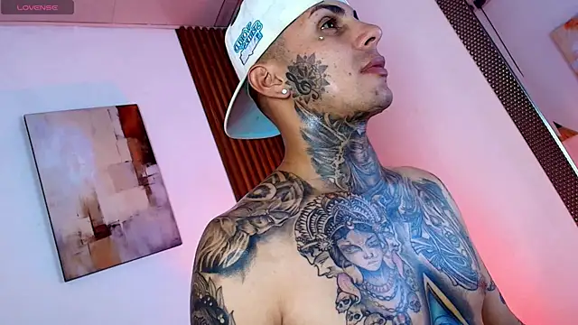 Liam_Ink élő XXX-chatje