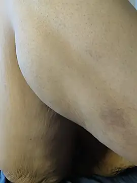 KarolVIPXXX élő XXX-chatje