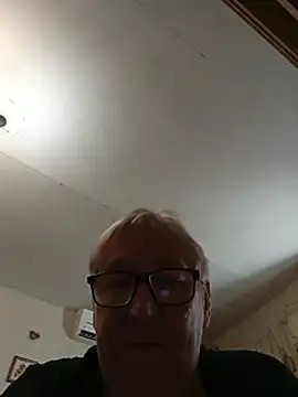 Chat +18 de Molli1408 ao vivo
