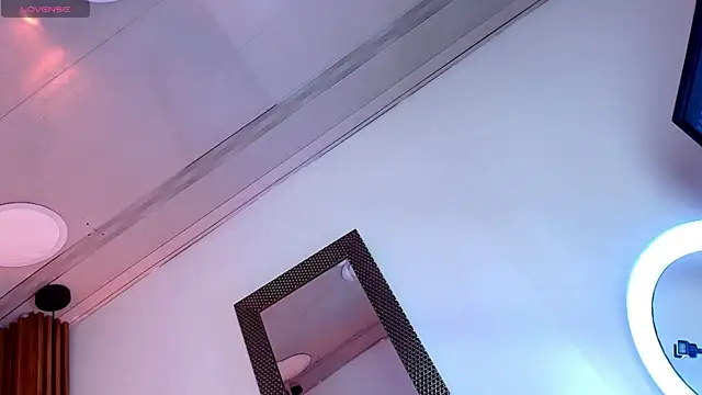 Chat +18 de Liam_Ink ao vivo