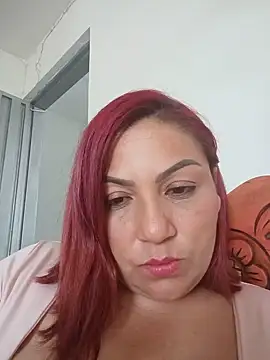 Agata_Traviesa élő XXX-chatje