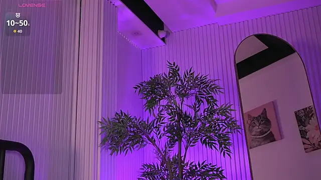 Emma__4's Live XXX Chat