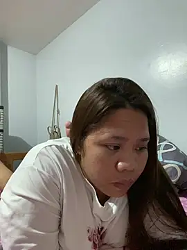 Chat XXX ao vivo de -CLARAMommy-
