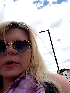 pinkieMilfPUSY Chat XXX live