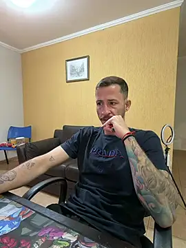 MeladoDiMel: απευθείας συνομιλία ΧΧΧ