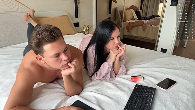 Онлайн чат XXX BestModelsDuo
