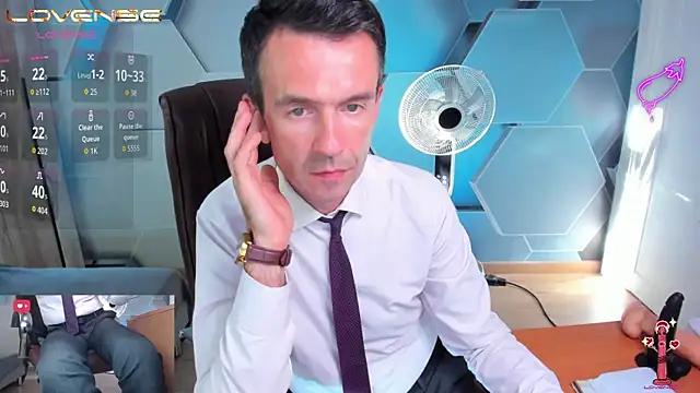 SteveTiger XXX чат на живо