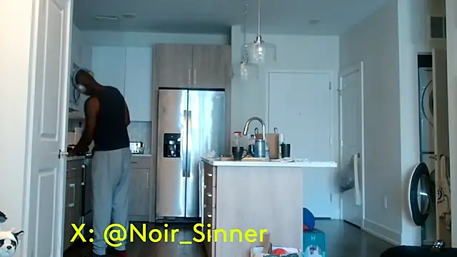 sinnernoir's Live XXX Chat