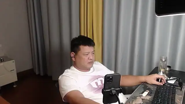 Chat XXX Live zhang1118