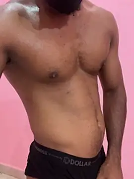 MuscleBoi_ – Naživo XXX chat