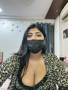 Chat +18 de Alizahincontrol ao vivo
