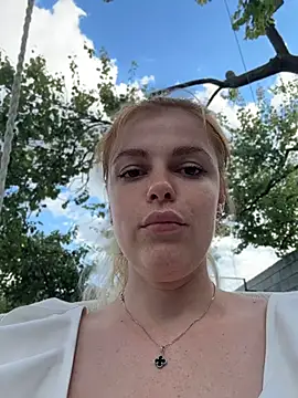 HarrietDart live XXX chat