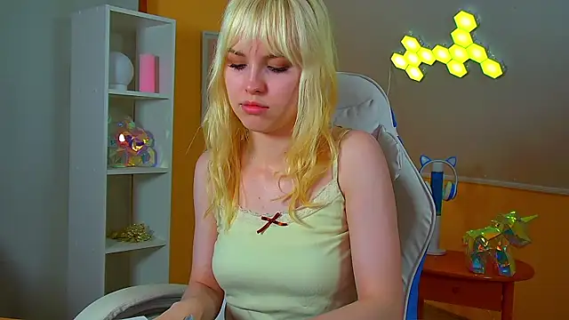 HannahHollis Live XXX-Chat