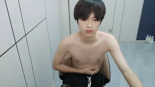 T2028T Chat XXX live