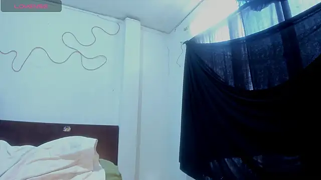 צ'אט XXX בשידור חי של latinaStepmom
