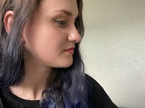צ'אט XXX בשידור חי של Erotic_Synth_Goddess