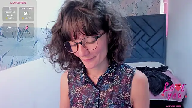 Valery_More__のライブXXXチャット